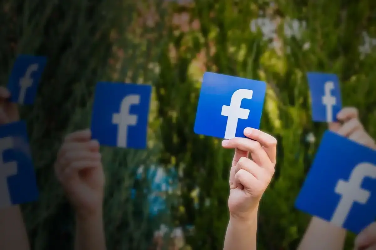 How To Make Consumers Take Notice of Your Facebook Business Page